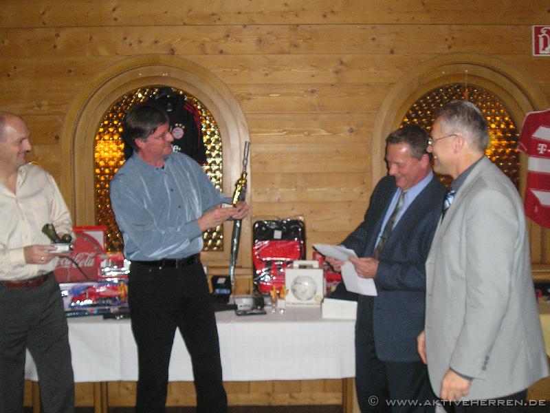 Abschlussfeier_AH_ 012 und er  als Libero Zweiter geworden ist.